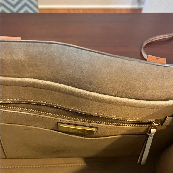 Tory Burch Cream and Tan Tote Bag with Wallet - Picture 7 of 16